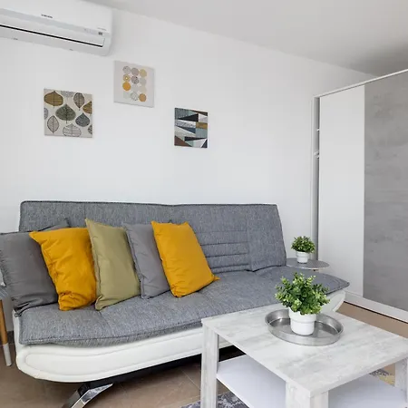 Apartment Cosy Near The Sea *