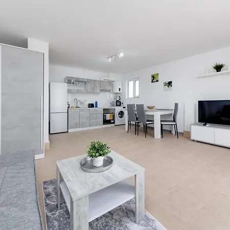 Apartment Cosy Near The Sea Torrevieja