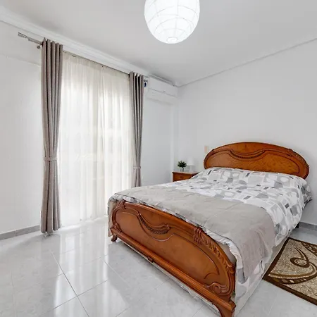 Cosy Near The Sea Apartment Torrevieja